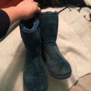 Size 9.5 Blue Ugg boots